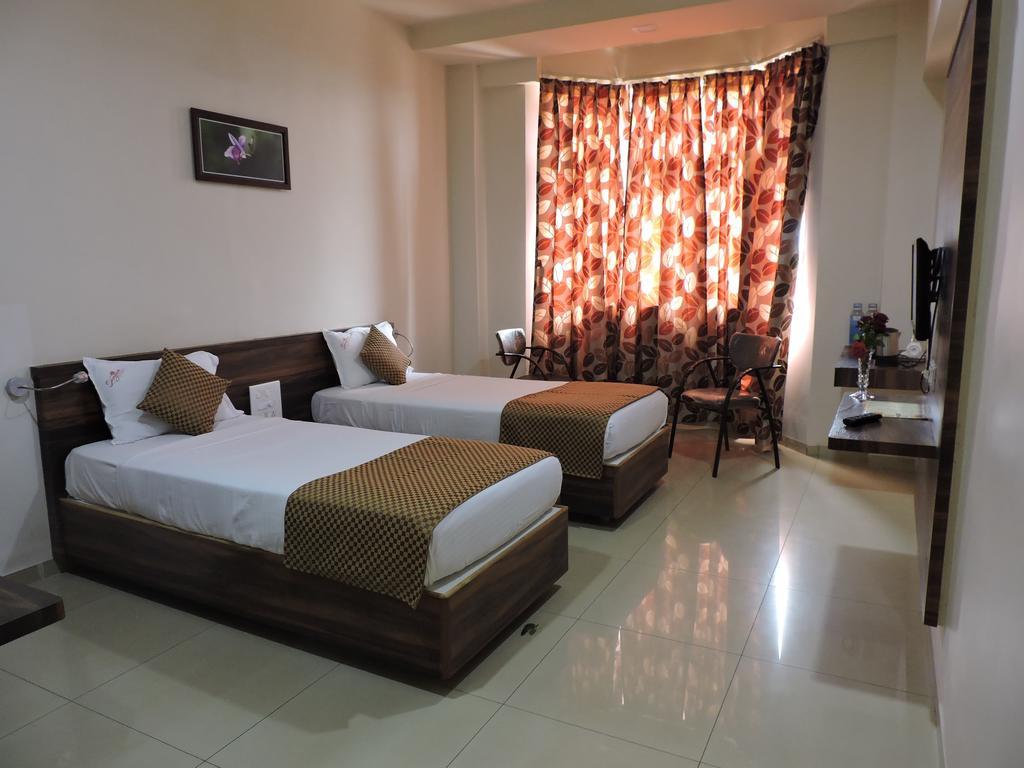Hotel Sangam Regency Ratnāgiri Chambre photo