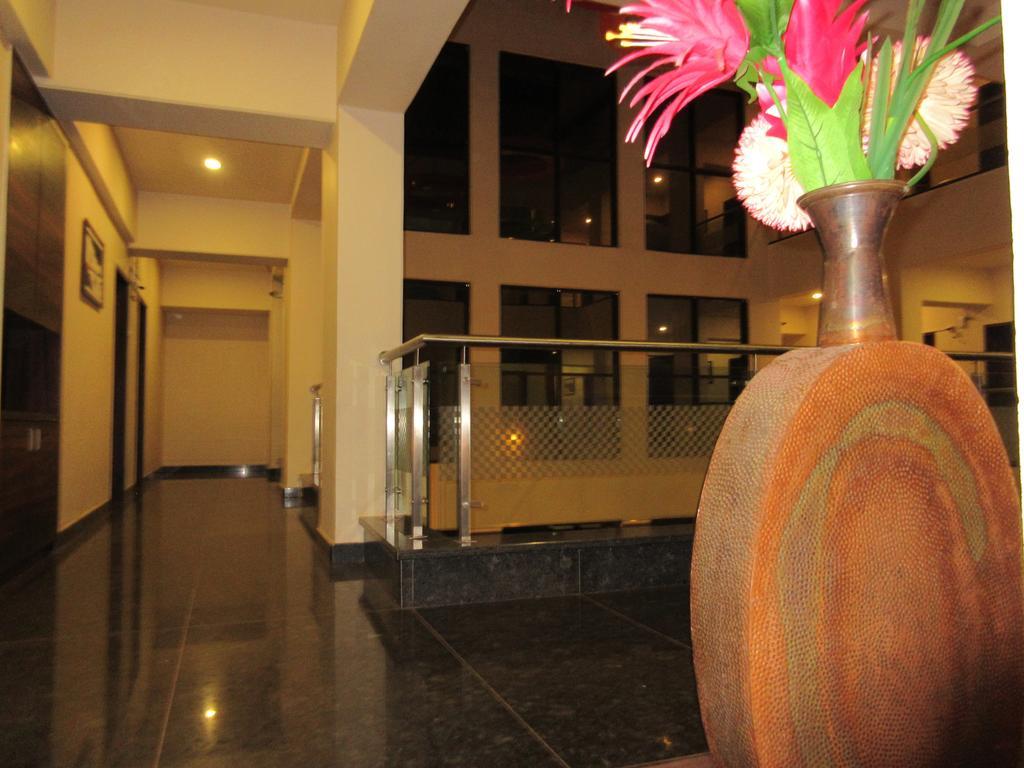 Hotel Sangam Regency Ratnāgiri Extérieur photo