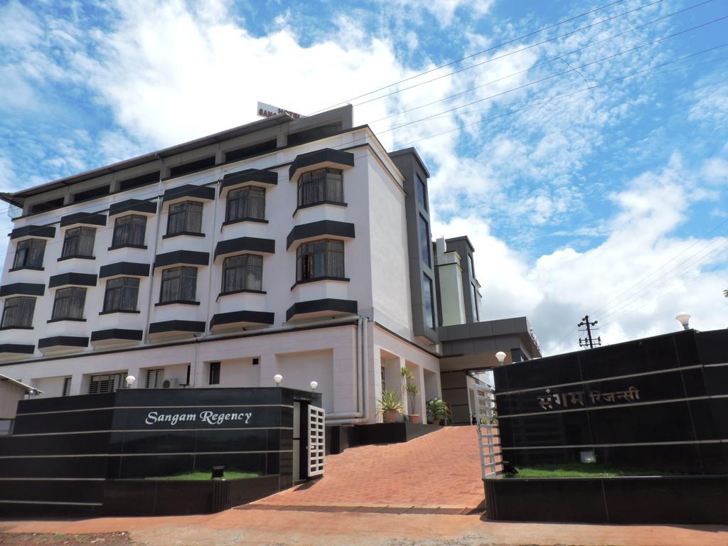 Hotel Sangam Regency Ratnāgiri Extérieur photo